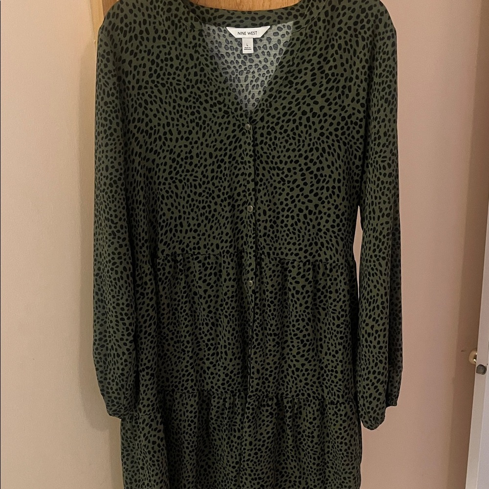 Nine West Olive Green and Black Leopard-Print Tiered Button Dress